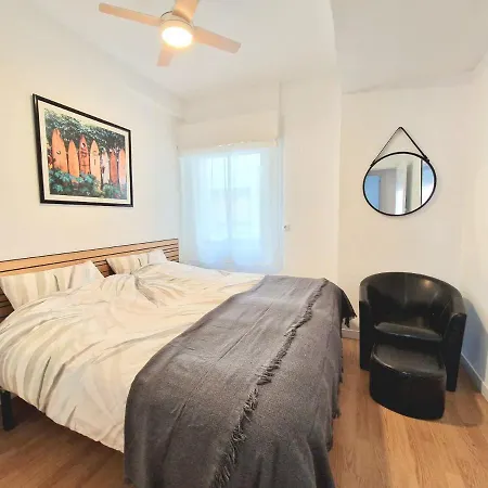 Center Ii Apartment